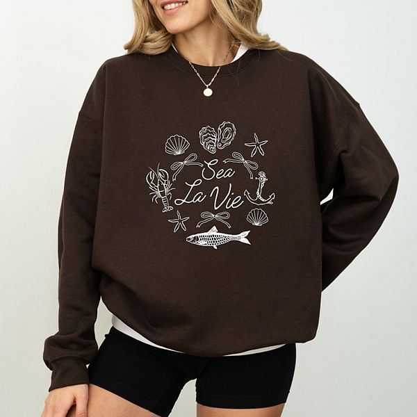 

Графический свитшот Sea la vie collage Simply Sage Market, Chocolate, Зеленый, Графический свитшот Sea la vie collage Simply Sage Market, Chocolate