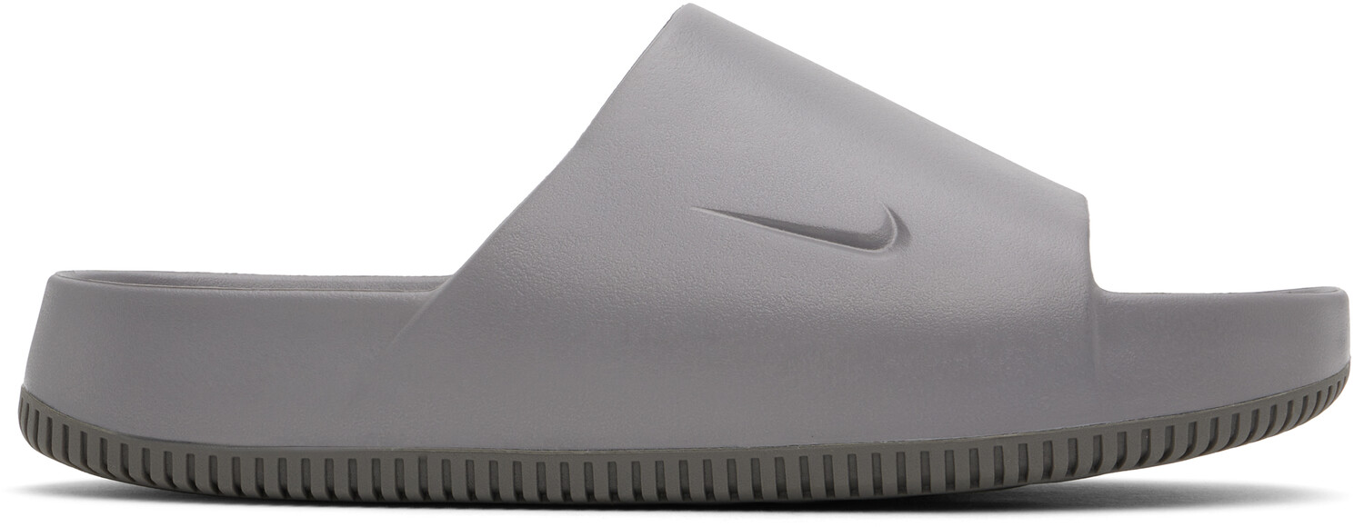 

Серые спокойные шлепанцы для бассейна Nike