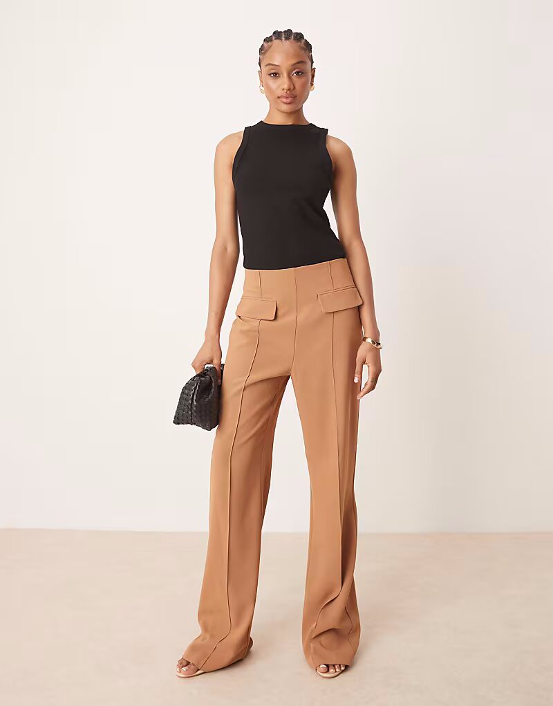 

ASOS DESIGN Высокие брюки песочного цвета с двойными карманами и декоративными швами