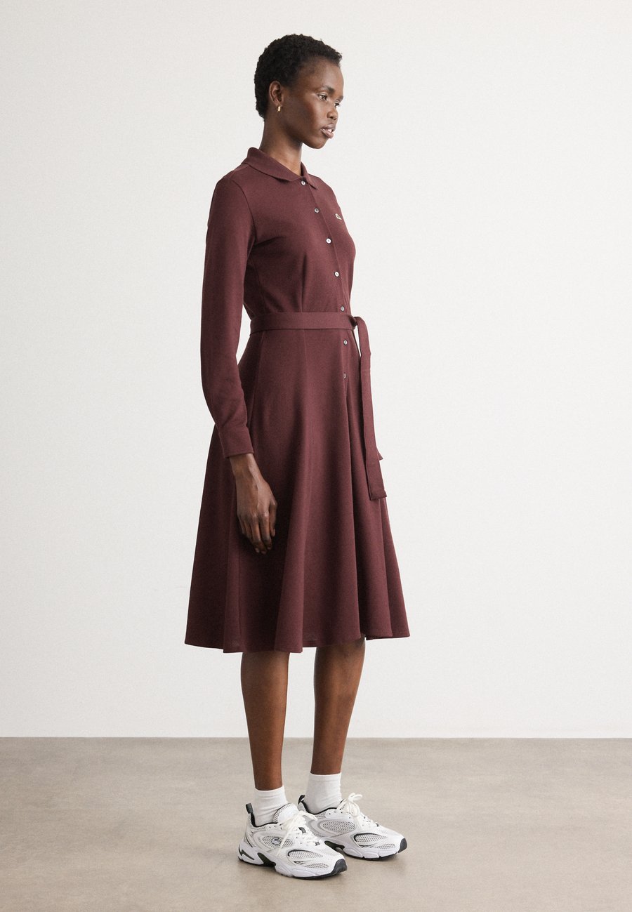 

Платье Lacoste Shirt dress, Red Vermouth/Bordeaux