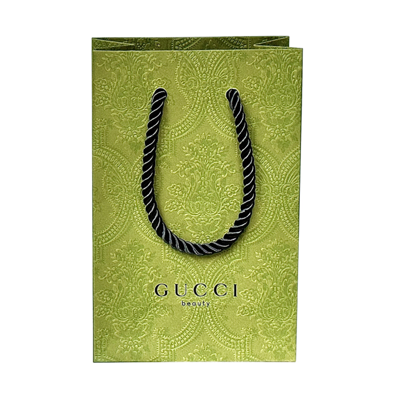 Помада Pouring Color Ryuko кремовая увлажняющая 1,8 г GUCCI, #204 Pege Copper Eyes — фото 2