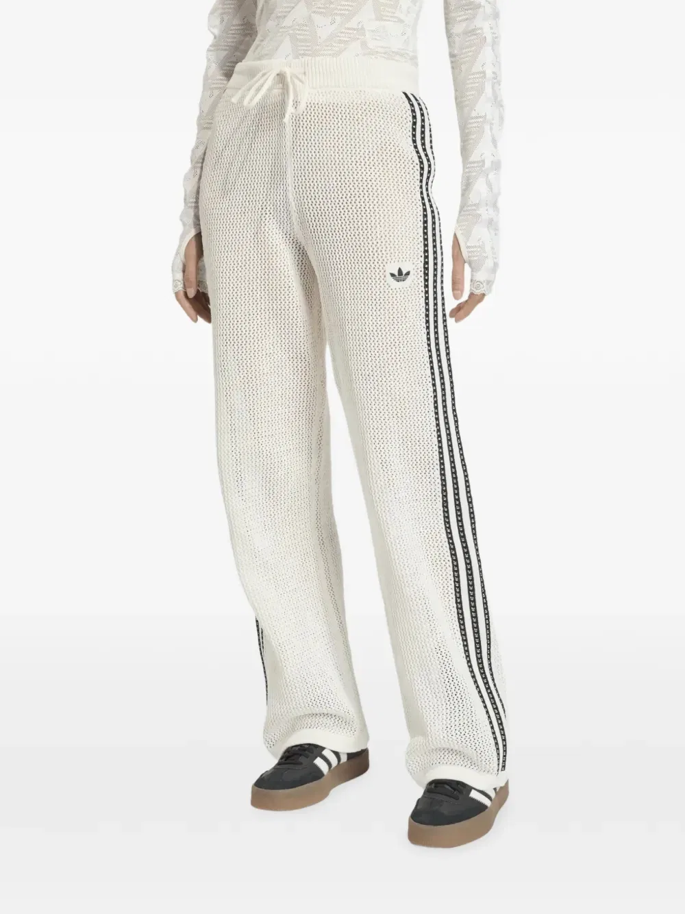 Спортивные брюки с полосатым декором и завязками Adidas, нейтральный — фото 3