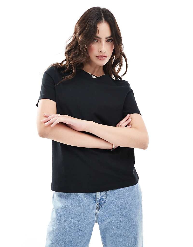 

Черная футболка Vero Moda