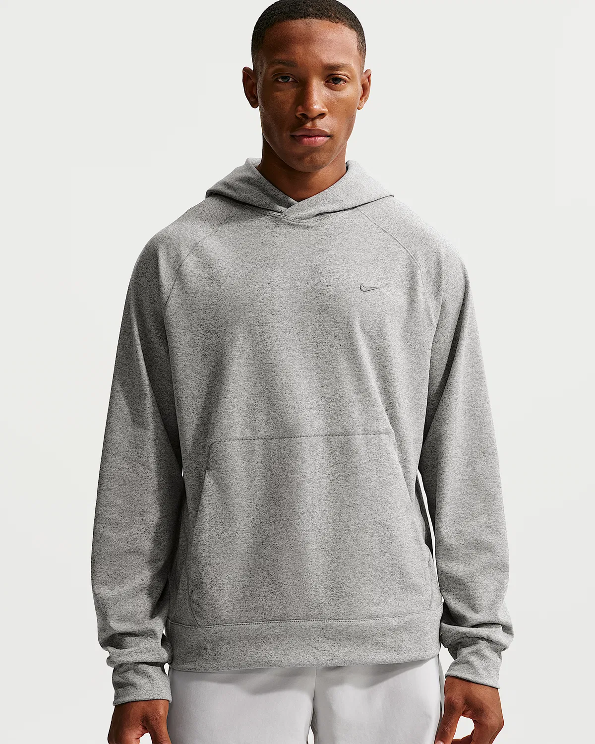Мужская спортивная худи Nike Primary NanoKnit Dri-FIT с защитой от УФ, Smoke Grey/Heather/Smoke Grey