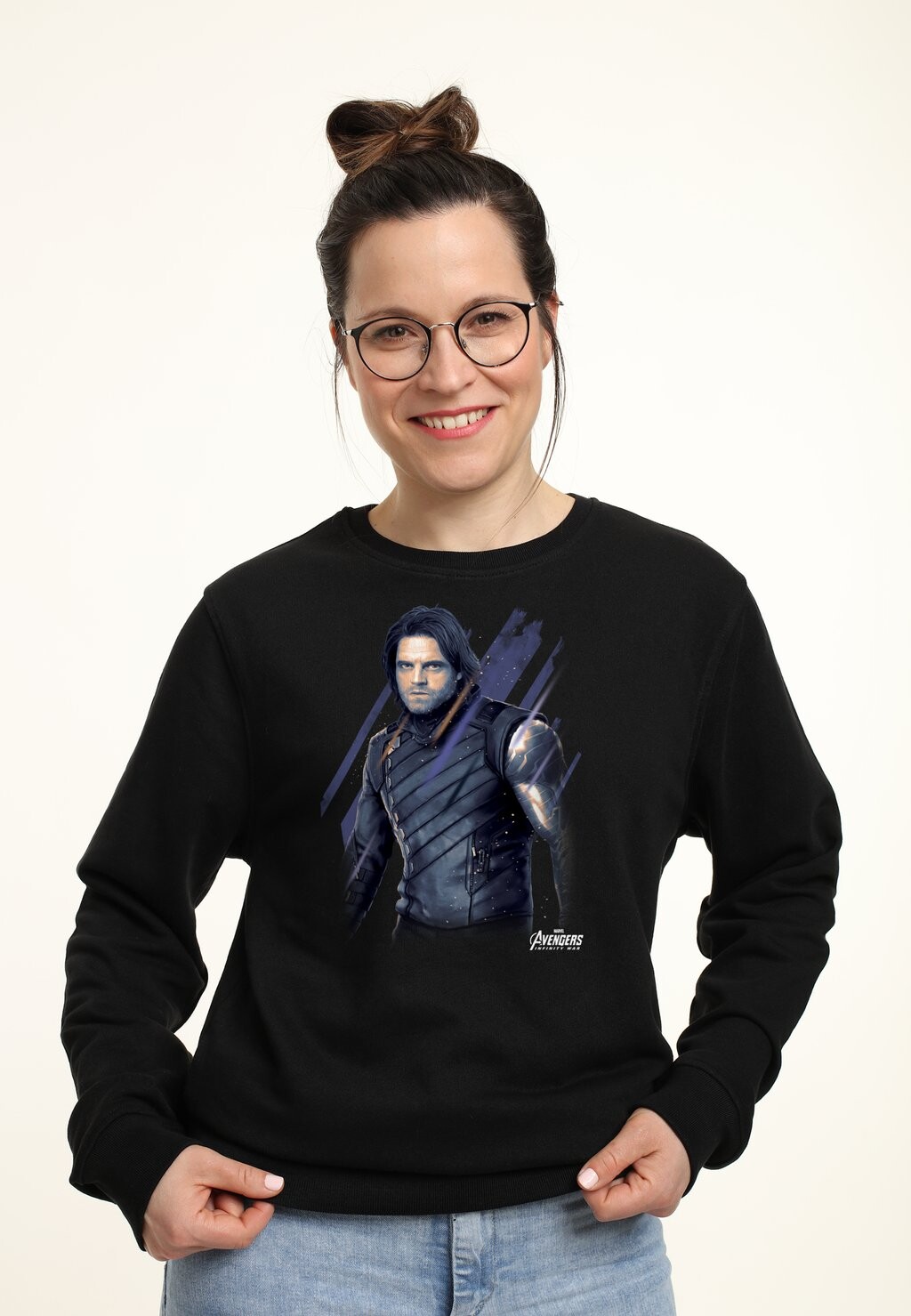 

Толстовка AVENGERS: INFINITY WAR DISTRESSED BUCKY Marvel, черный