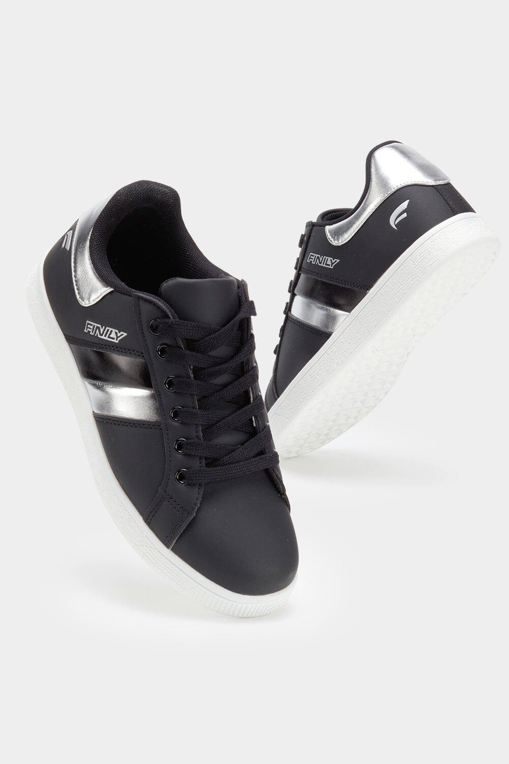 

Кроссовки Mia Classic Round Lace-up Trainer Finily, мультиколор