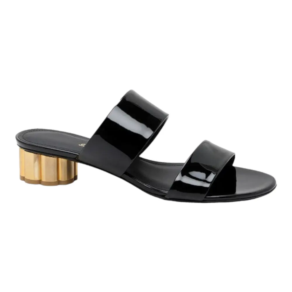 

Женские лакированные сандалии SALVATORE FERRAGAMO Belluno 0671048 Nero, мультиколор