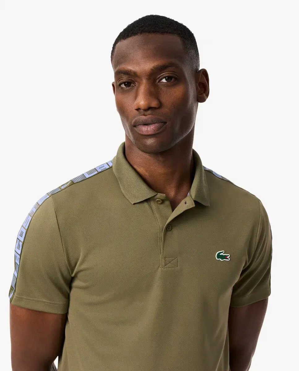 Мужская теннисная футболка поло с полоской от бренда Ultra-Dry с коротким рукавом Lacoste, Verde Militar — фото 3