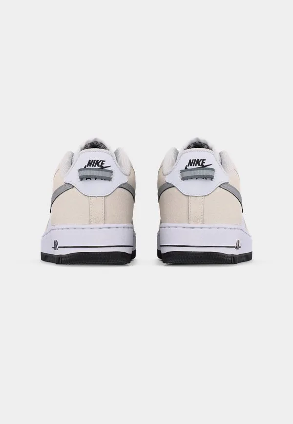 Кроссовки air force 1 07 lv8 Nike Sportswear, White/Metallic Cool Grey/Black/Cool Grey/Summit White — фото 4