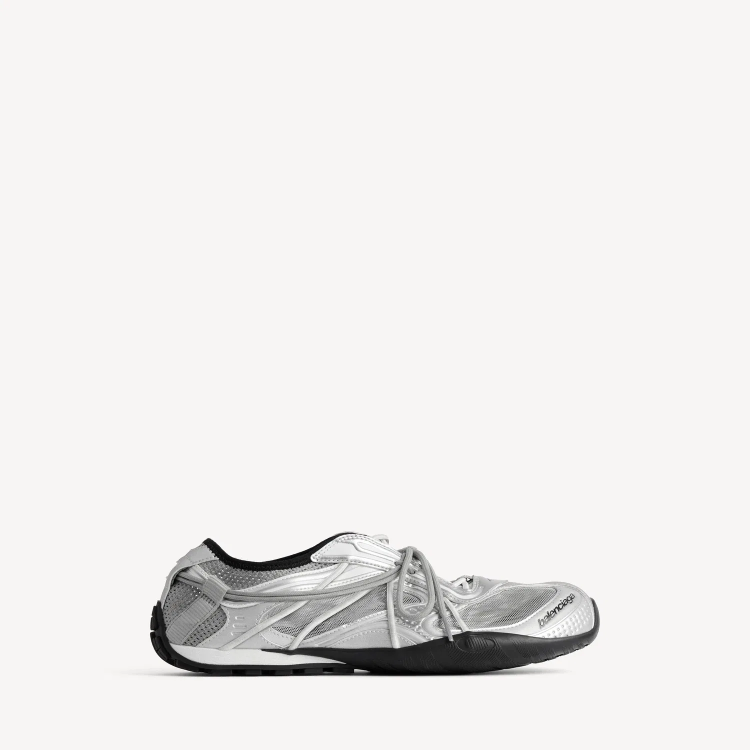 Женские кроссовки Radar Slip-on в серо-черно-белом цвете BALENCIAGA