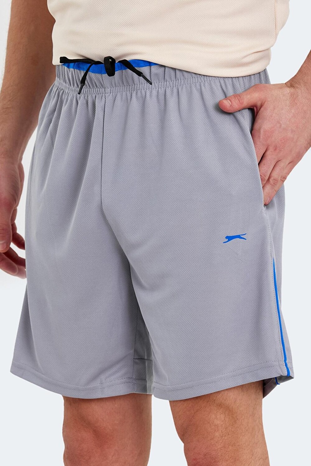 

Мужские шорты RAJAB серые SLAZENGER