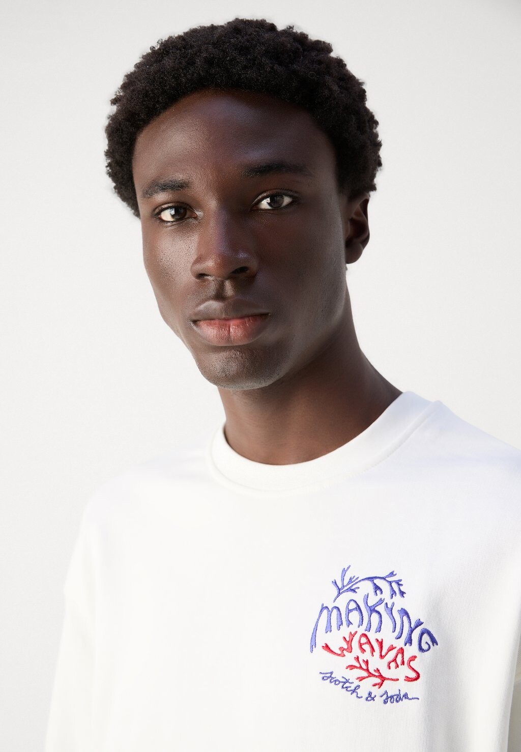 

Толстовка FRONT BACK BANDANA ARTWORK Scotch & Soda, кремовый