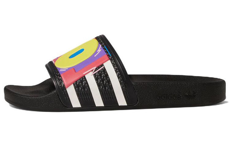 

Adidas Originals Шлепанцы Adilette Kris Andrew Small Pride Collection