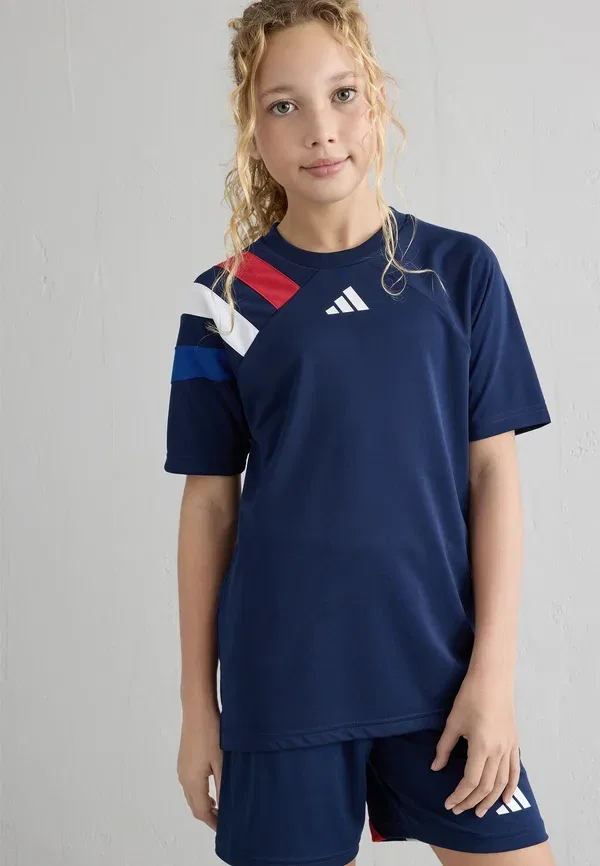 Футболка Adidas Performance Fortore 23 print, темно-синий, колледж-красный, белый, королевский синий