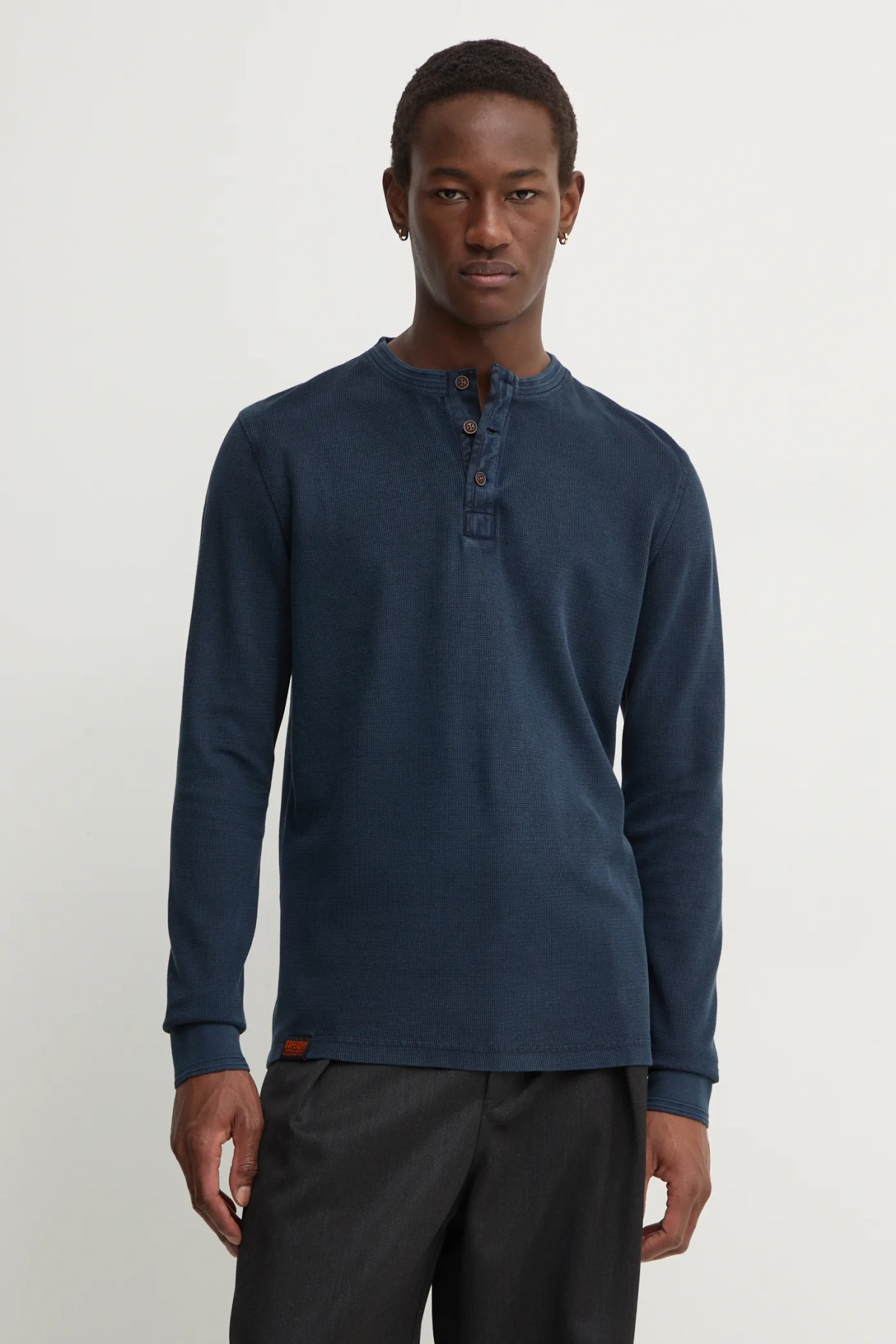 

Хлопковый топ с длинными рукавами Superdry, темно-синий