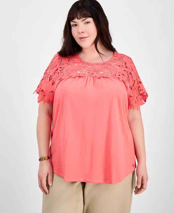 

Блузка с кружевной кокеткой и короткими рукавами Plus Size Tommy Hilfiger, розовый