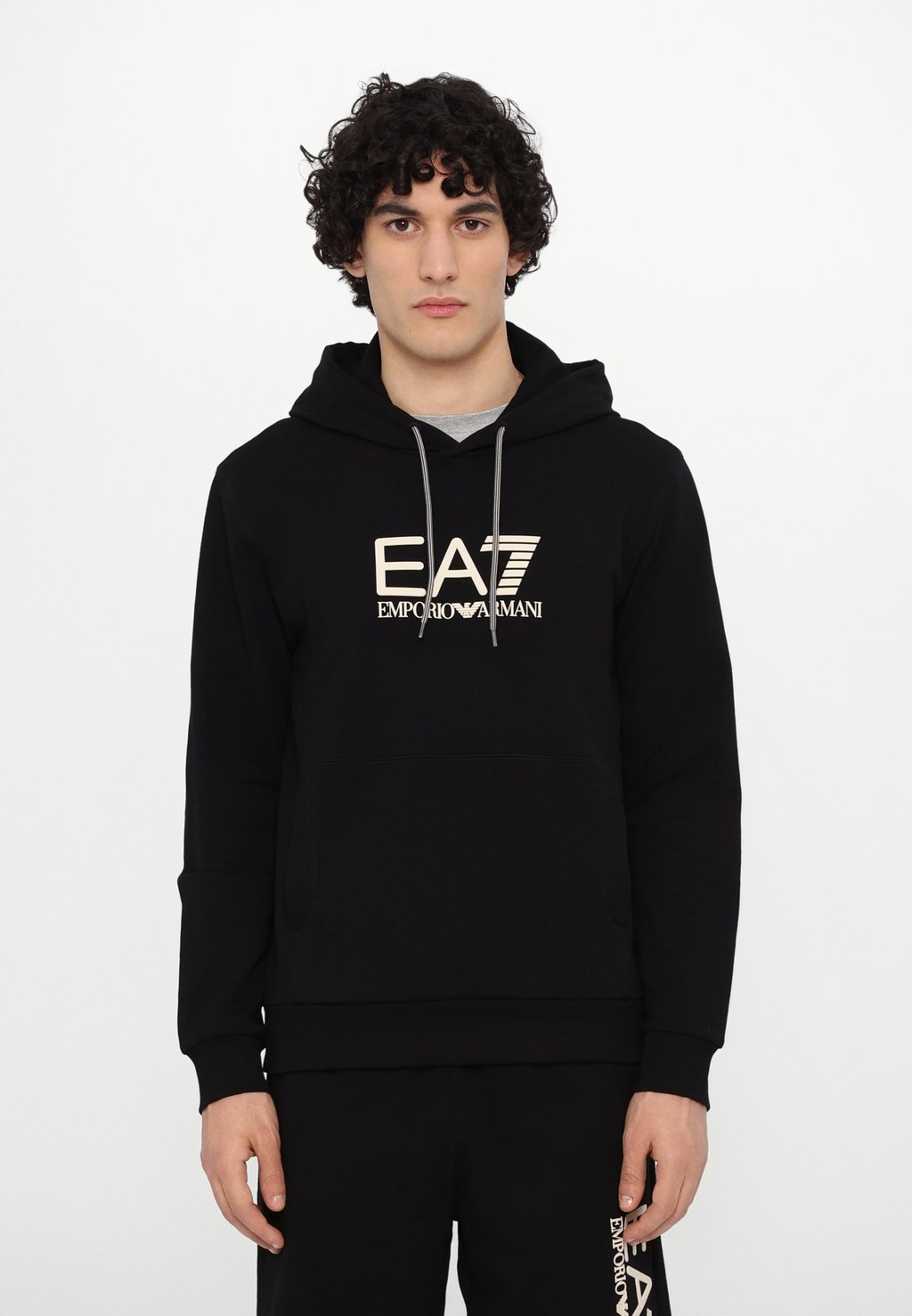 

Толстовка с капюшоном EA7 Emporio Armani, черный
