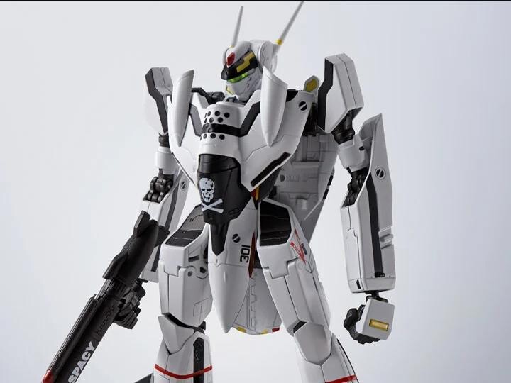 

Фигурка Macross Zero Hi-Metal R Roy Fokker's VF-0S Phoenix Bandai Spirits