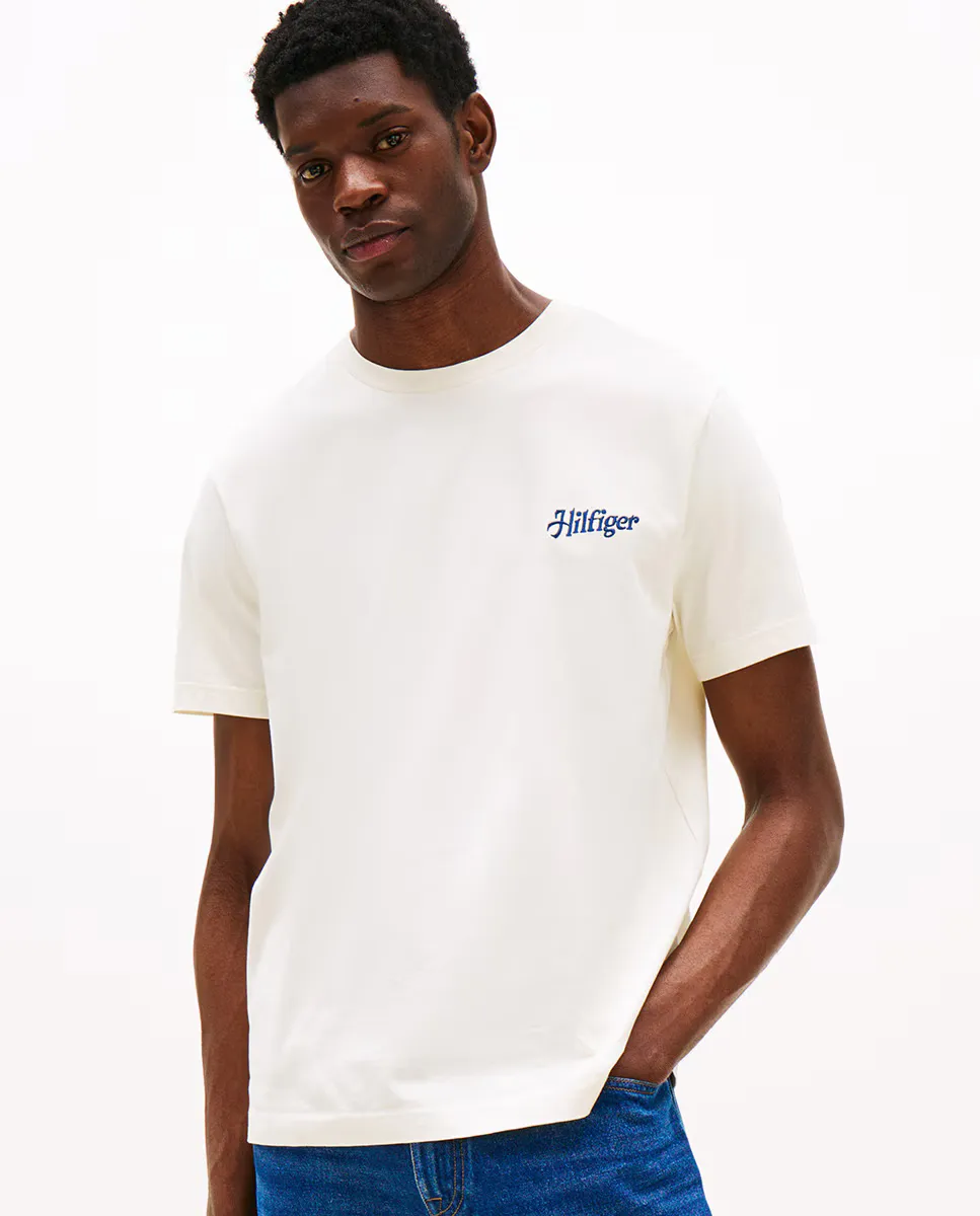 

Мужская футболка с принтом на спине Tommy Hilfiger, цвет Crudo