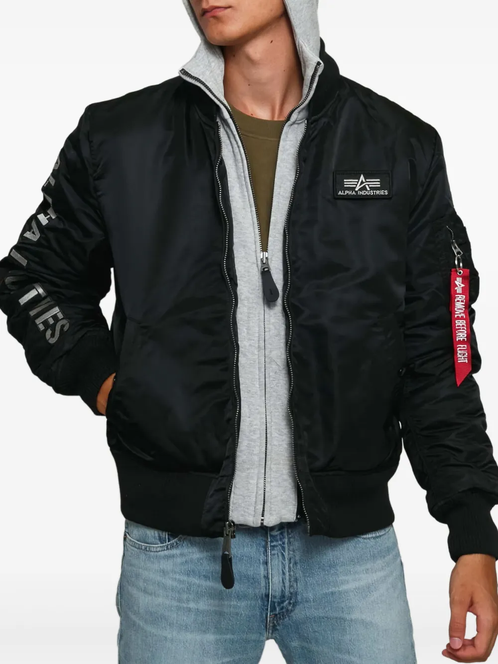 

Бомбер с капюшоном Alpha Industries, черный