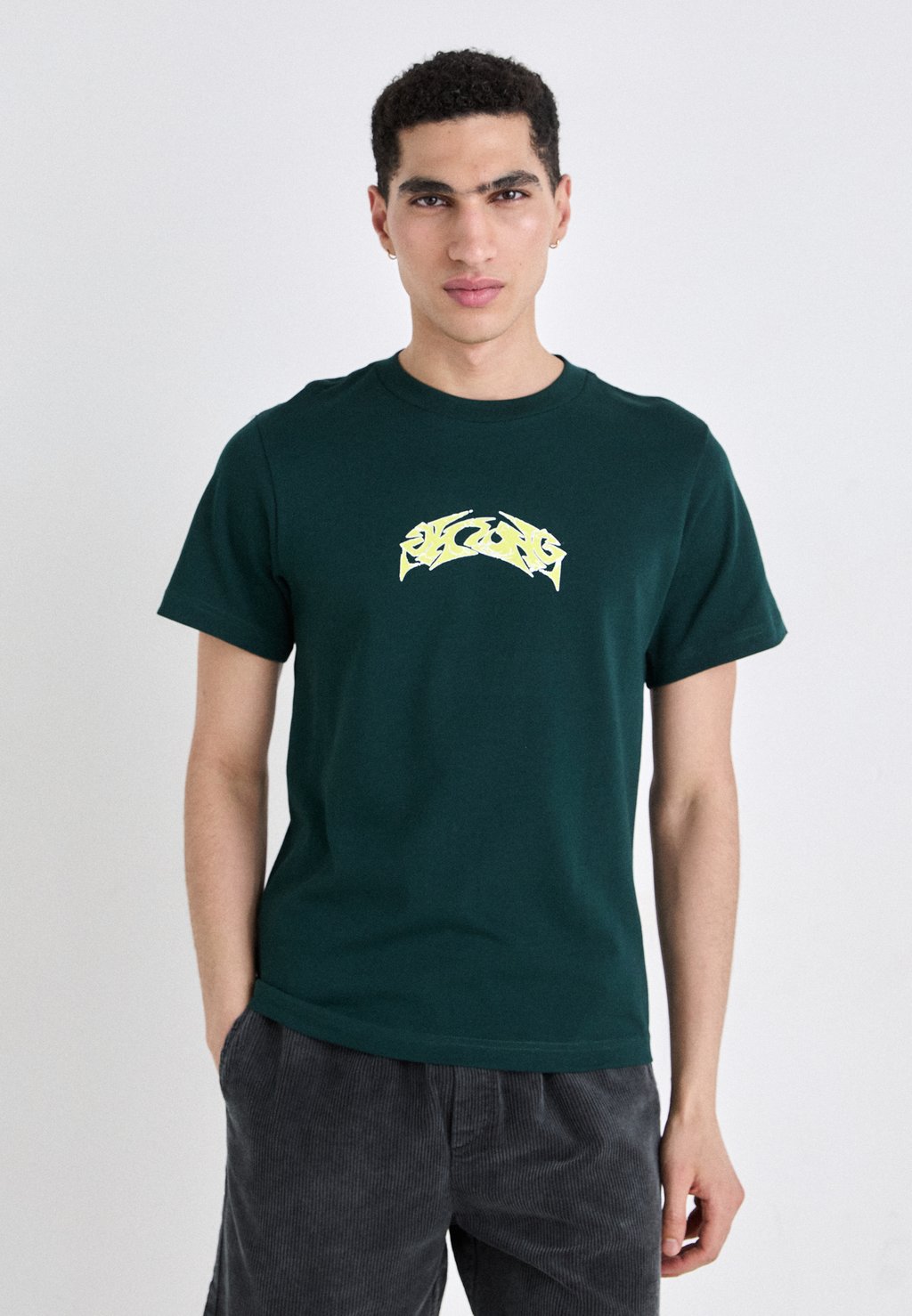 

Футболка с принтом BOXY GRAPHIC TEE Weekday, темно-зеленый
