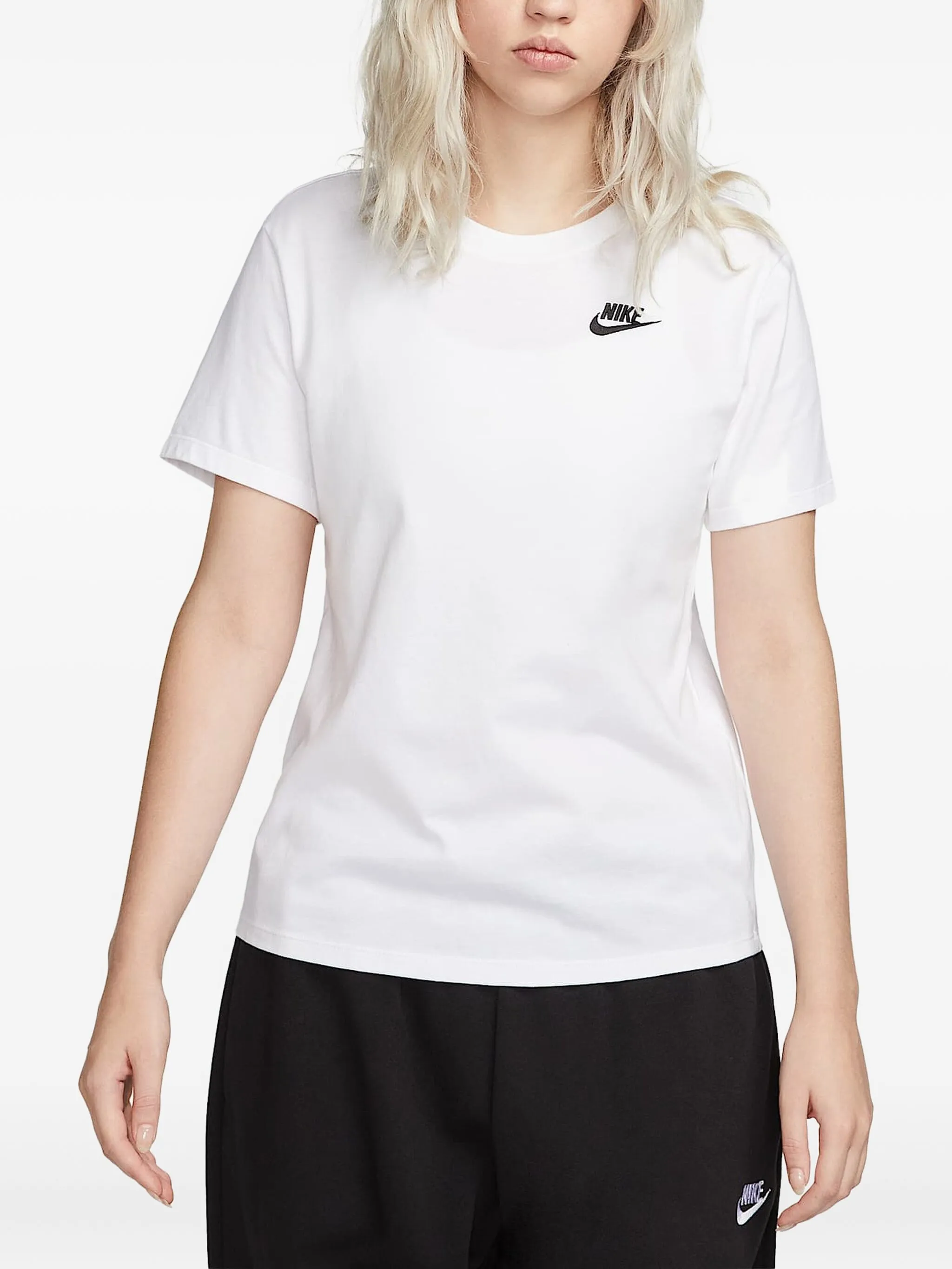 

Футболка с вышитым логотипом Nike, белый