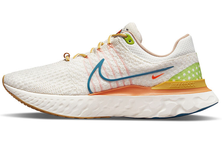 

Мужские беговые кроссовки Nike React Infinity Run Flyknit 3
