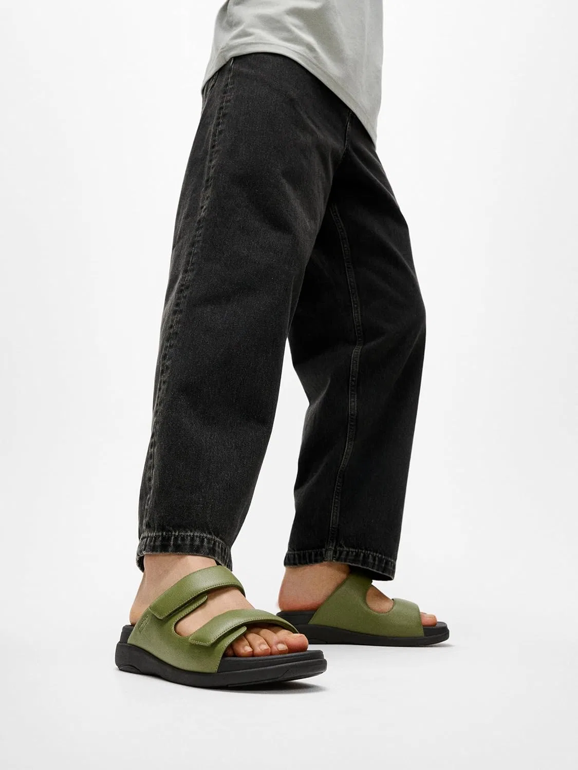 Мужские сандалии-шлепанцы Fitflop F-Mode Go с регулируемой застежкой на две перекладины, Leaf Green — фото 2