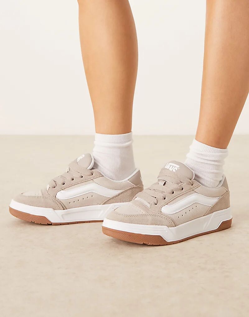 Замшевые кроссовки Vans Hylane в нейтральных двухцветных тонах