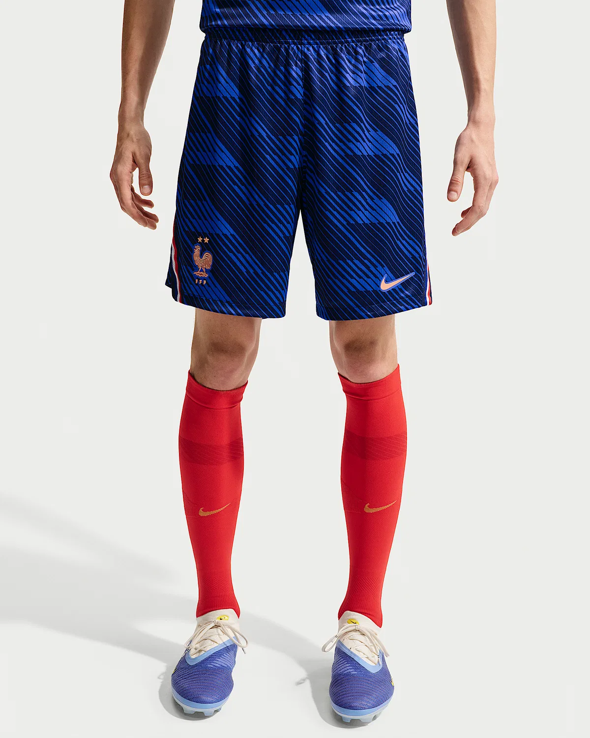 Мужские шорты Nike Aero-FIT Soccer Authentic Shorts FFF 2026 Match Home, Game Royal/Blackened Blue/Metallic Copper — фото 2