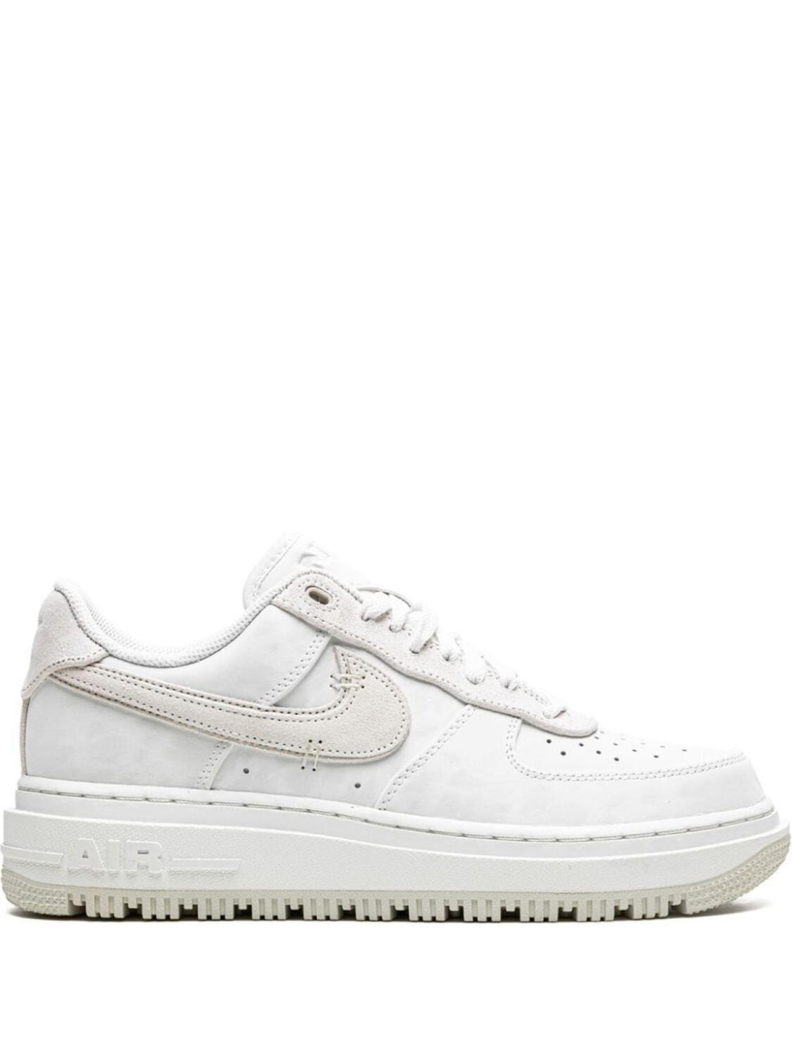 

Кроссовки Nike Air Force 1 Luxe DD9605100, белый