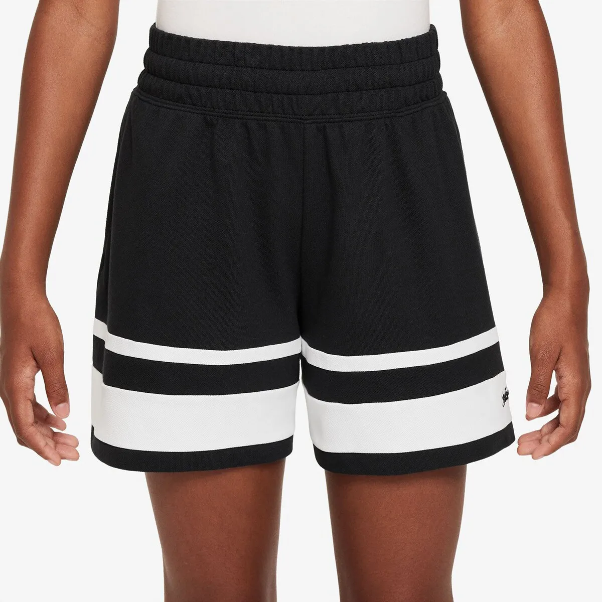 

Шорты для девочек Nike Sportswear, черный