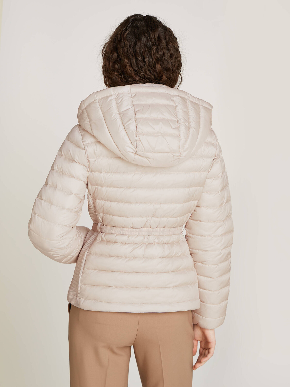 Куртка Calvin Klein Regular Fit, экрю — фото 2