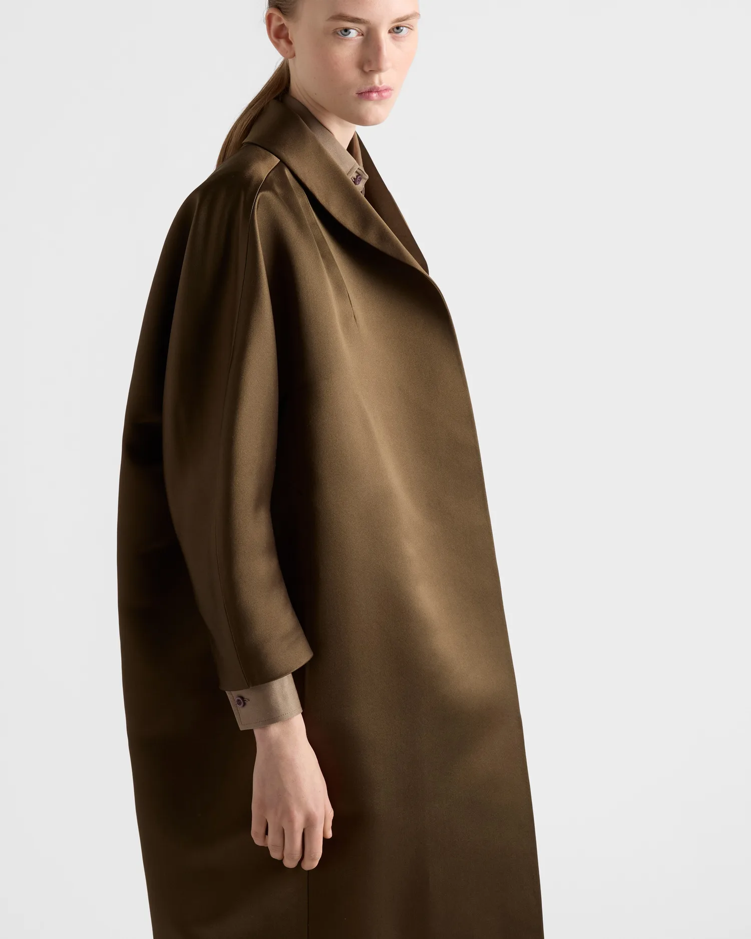 Однобортное пальто из двойного сатина Prada, хаки — фото 4