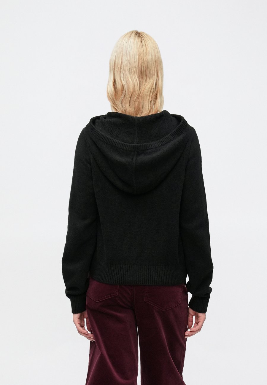 Толстовка GAP CASHSOFT ZIPPER HOODIE, Black — фото 3