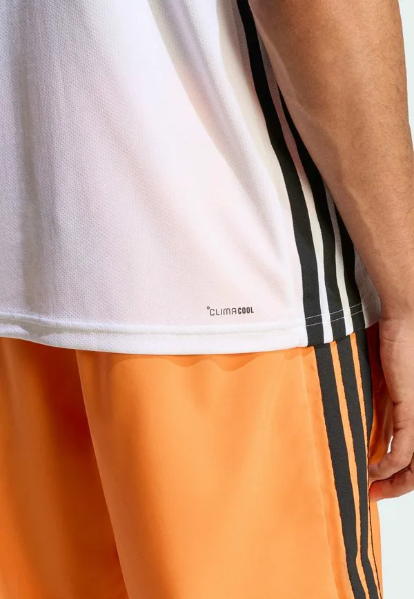 Базовая футболка с принтом "3 полоски" для тренировок Adidas Performance, White Black — фото 4