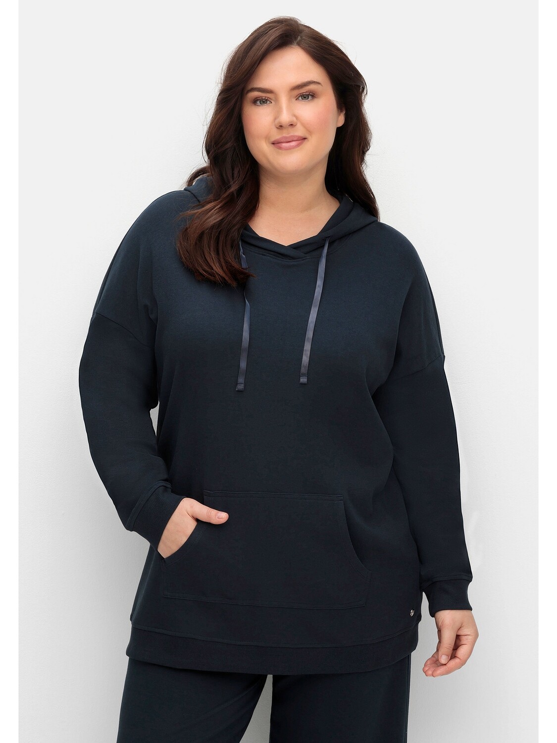 

Толстовка sheego Oversizedshirt, ночной синий