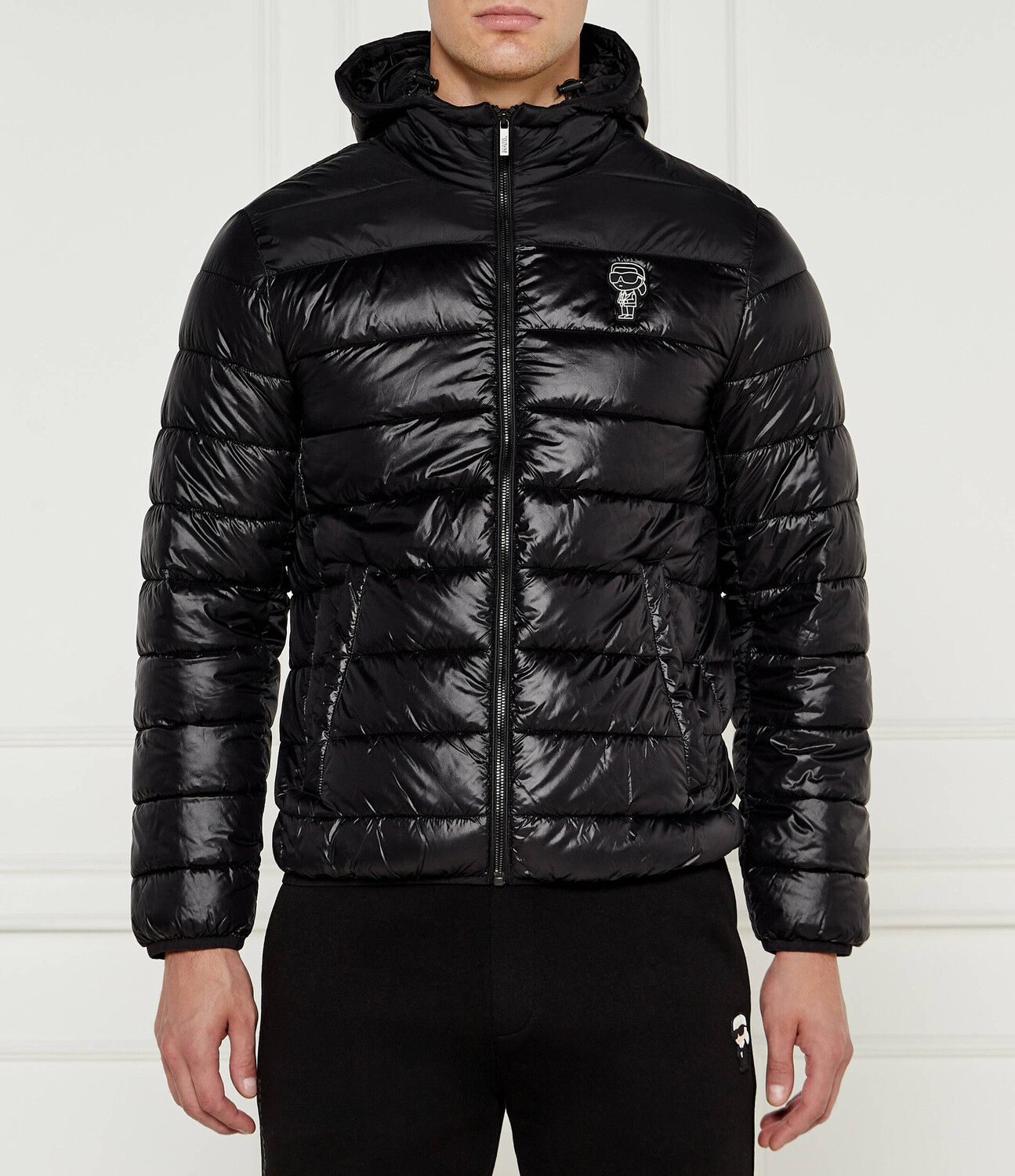 

Куртка Karl Lagerfeld Regular Fit, черный