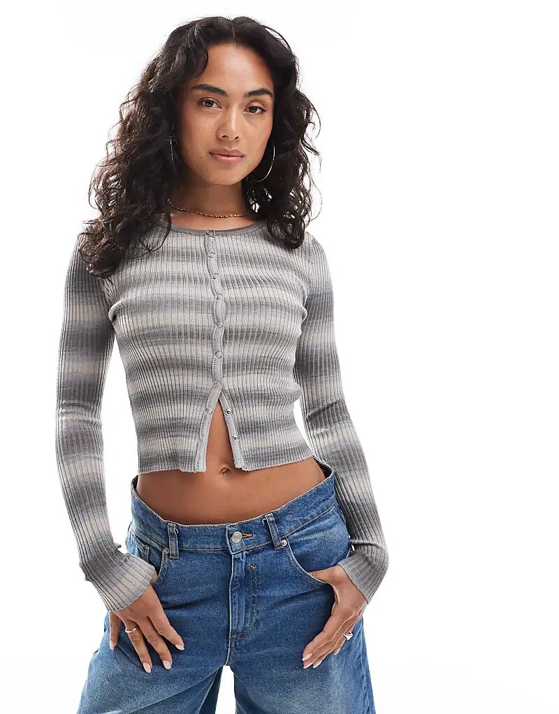 

Кардиган из пряжи «Хлопок на Everfine» серого цвета с эффектом космической белизны