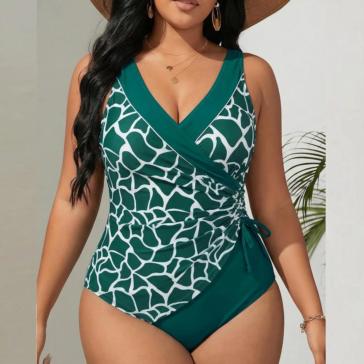 Купальник цельный Plus Size с перекрестным верхом, V-образным вырезом и низкой спинкой для тропического отдыха на пляже Generic, зеленый — фото 2