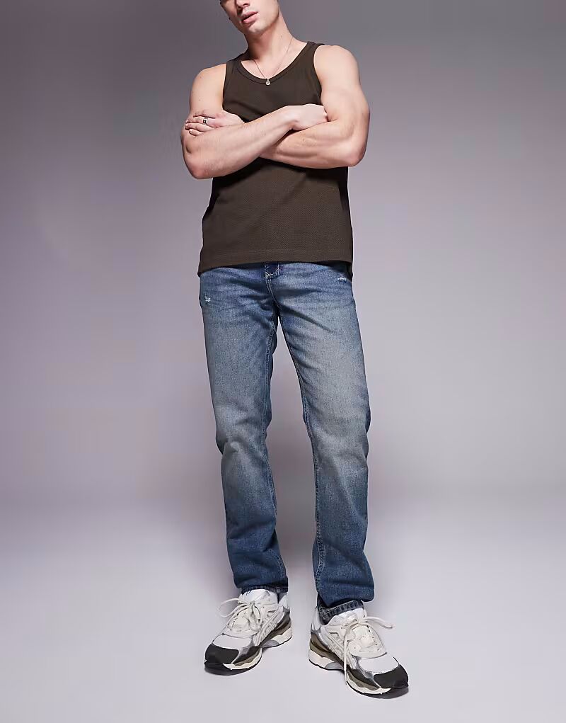 

Джинсы с зауженным кроем и потертостями в винтажном синем цвете River Island