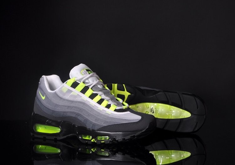 Кроссовки Nike Air Max 95 Prm Tape 'Neon', серый — фото 3