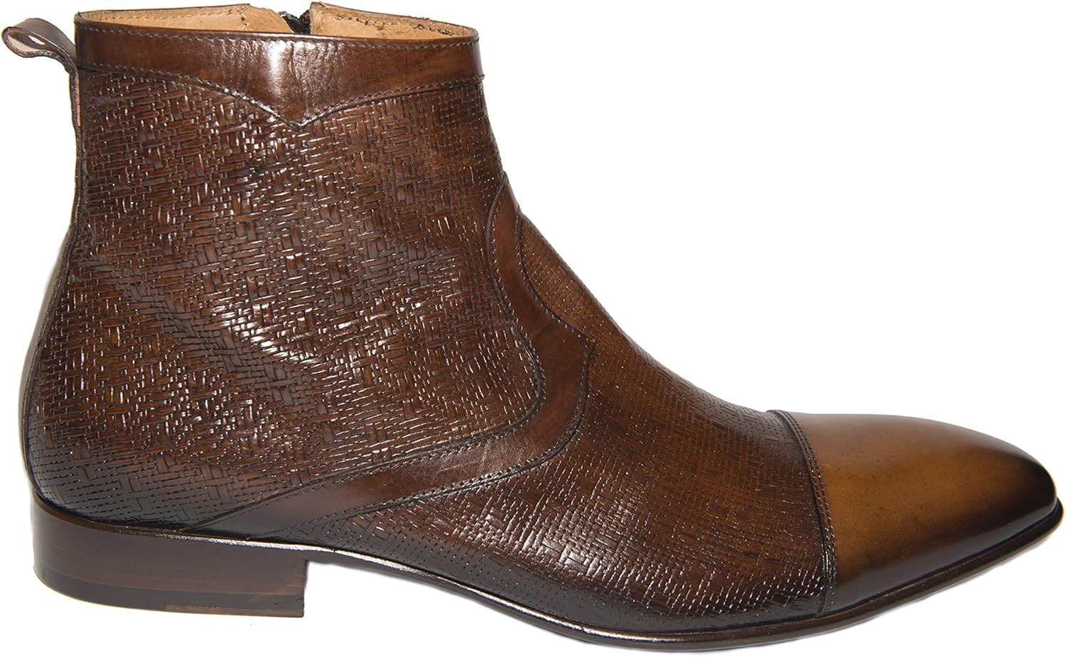 

Ботильоны Jo Ghost 2111 из итальянской коричневой кожи двух оттенков с лазерным тиснением и молнией