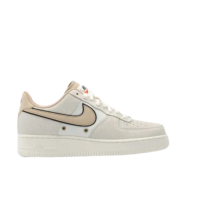 

Кроссовки Nike Air Force 1 Low '07 LV8 'Sail Linen', белый