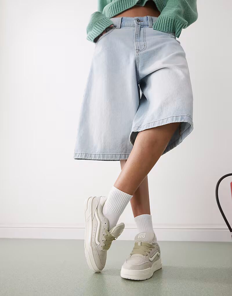 Массивные замшевые кеды Vans Hylane светло-коричневого цвета — фото 4