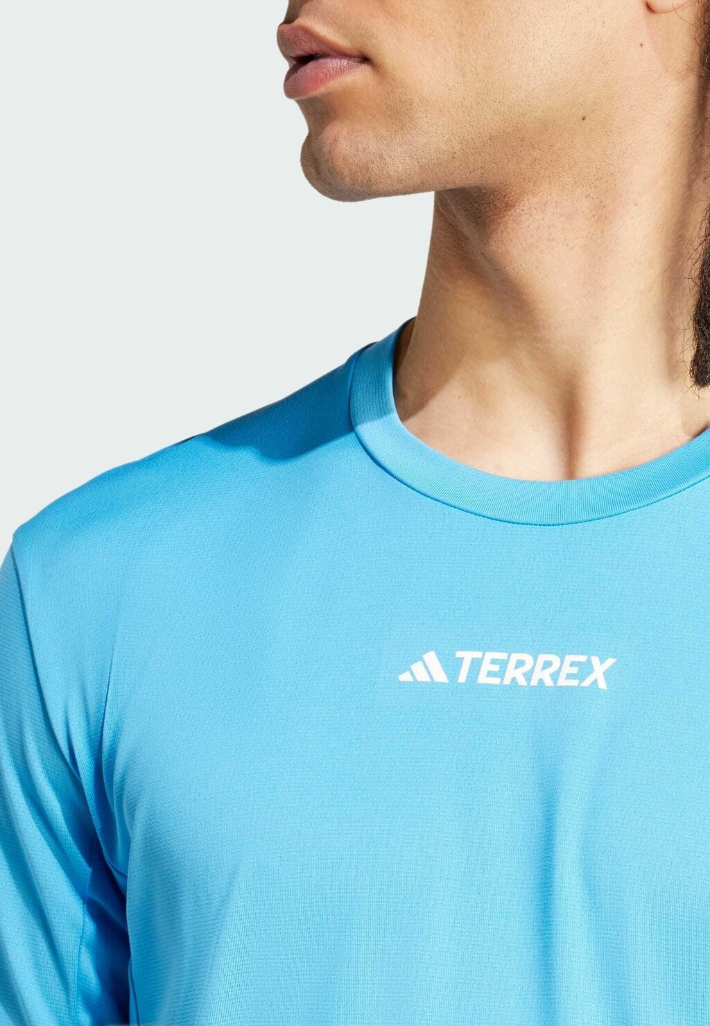 

Базовая футболка Multi Tee Adidas Terrex, синий