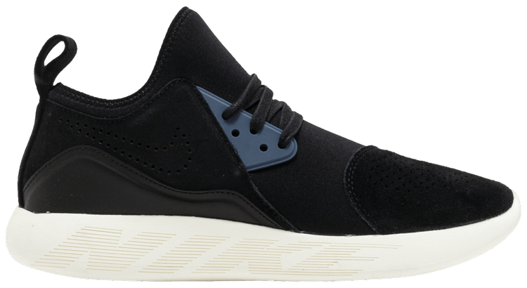 

Кроссовки Nike LunarCharge Premium 'Black Thunder Blue', черный