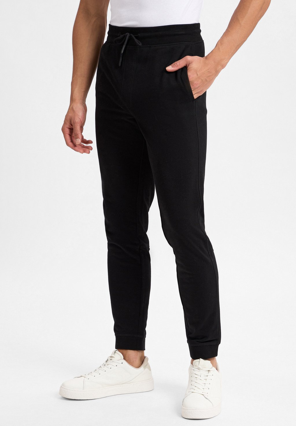 

Спортивные брюки Nils Sundström, черный