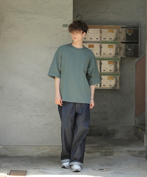 

Футболка, силуэт супер оверсайз, с карманом Goodwear, черный