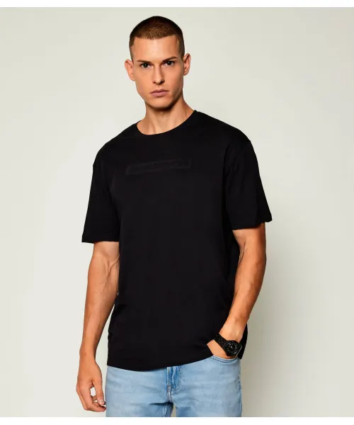 

Футболка Regular fit Armani Exchange, черный